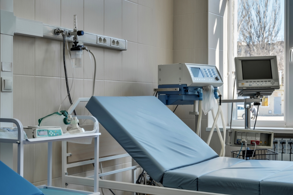 Patient room with modern medical fitout